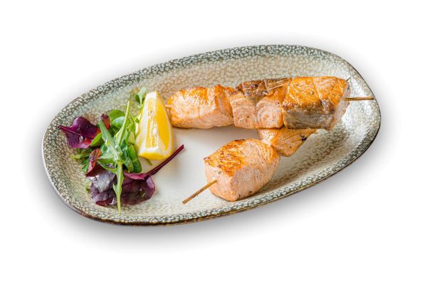 Семга на шпажке с болгарским перцем